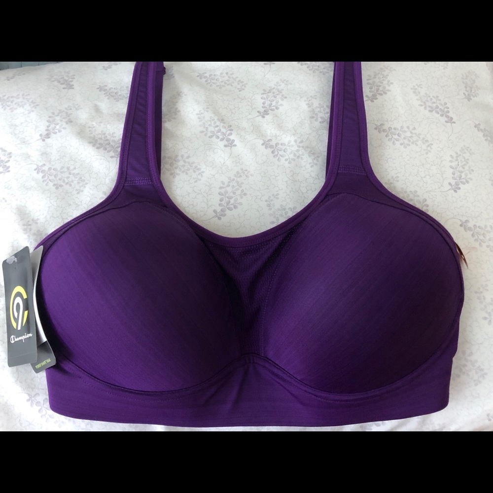 Women’s Sports Bra